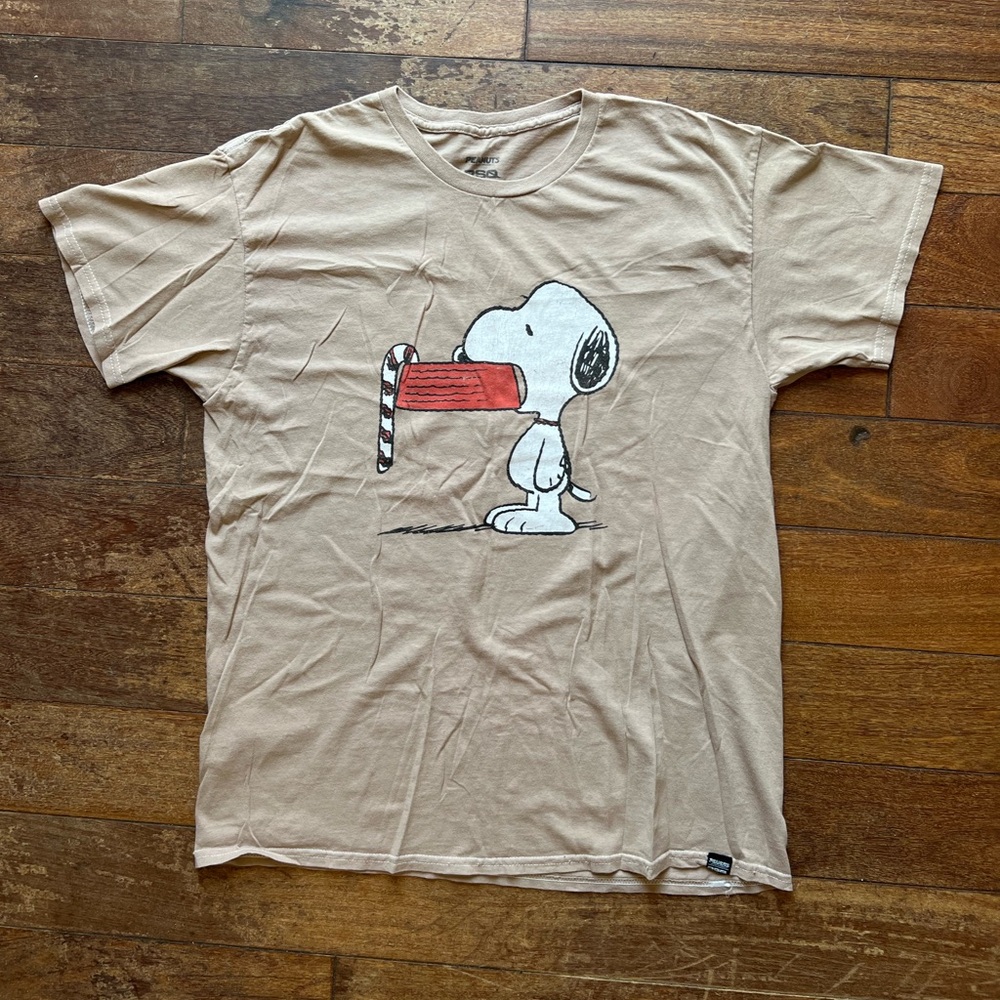 Snoopy Graphic Tshirt